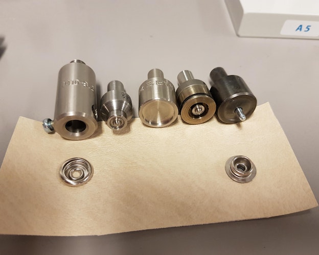 Astor trykknappverktøy